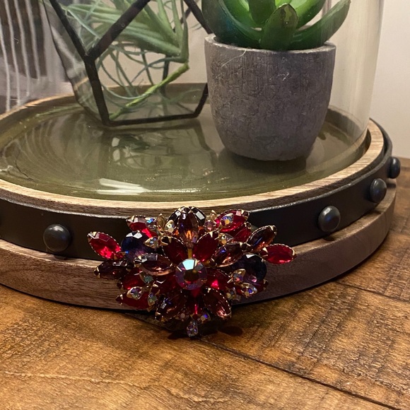 Sold! Purple AB Brooch Multi Layer 3D Coro Boucher - Picture 4 of 8